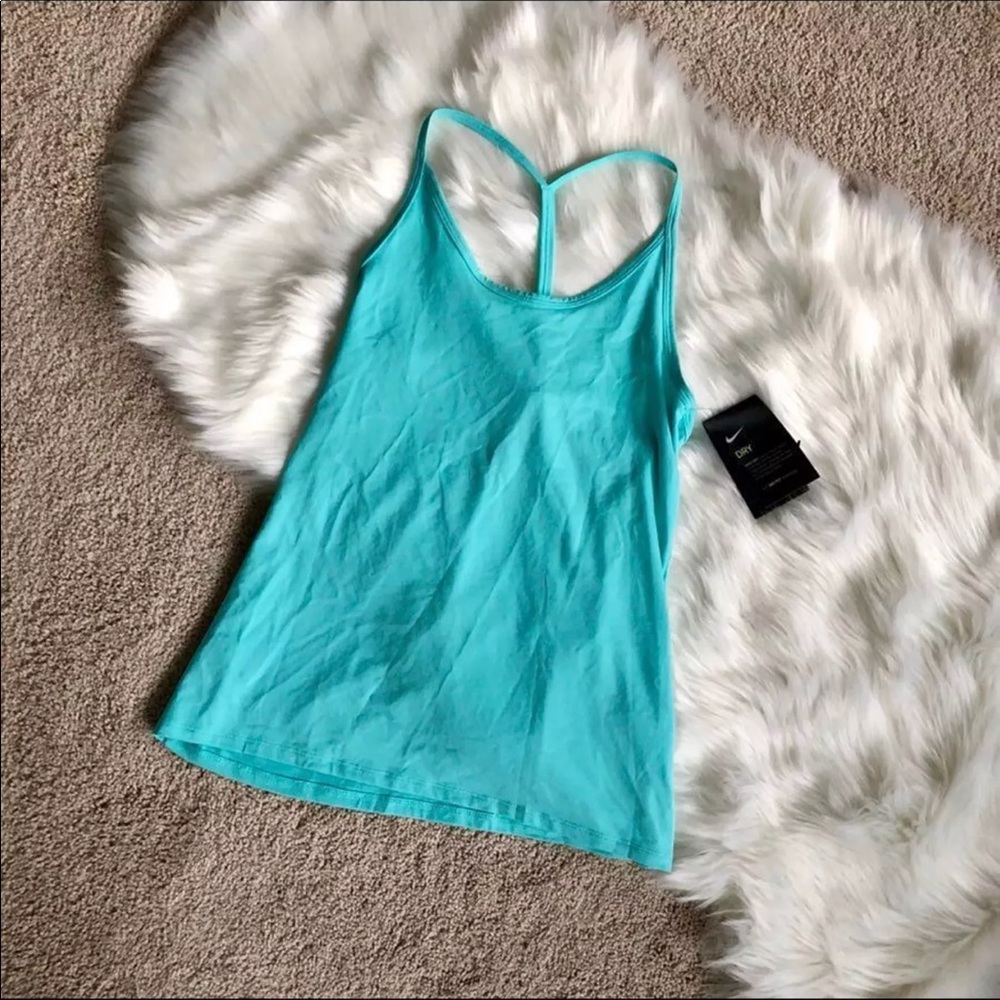Nike tank